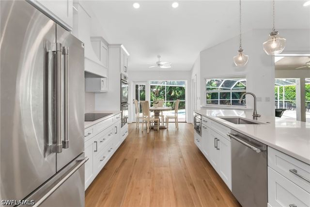 7558 Cordoba CIR, Naples, FL 34109