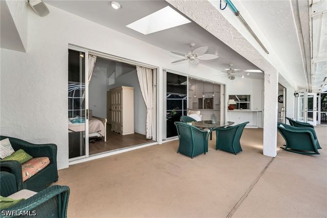 7558 Cordoba CIR, Naples, FL 34109