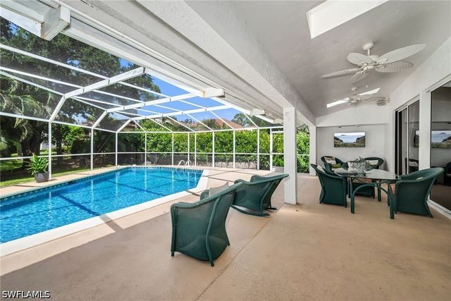 7558 Cordoba CIR, Naples, FL 34109