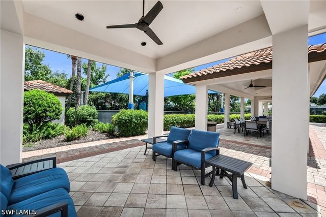 7558 Cordoba CIR, Naples, FL 34109