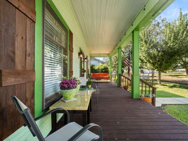 212 W 4th St, Deridder, LA 70634