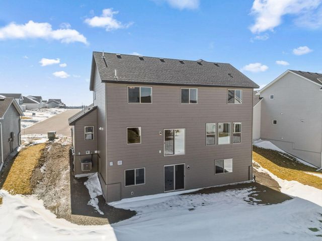 1457 143rd Street E, Rosemount, MN 55068