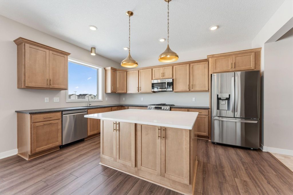 1457 143rd Street E, Rosemount, MN 55068