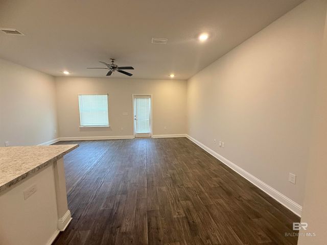 25806 Pollard Road 52, Daphne, AL 36526