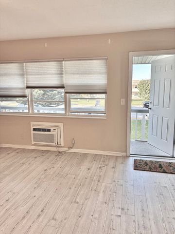 39 Waltham B, West Palm Beach, FL 33417