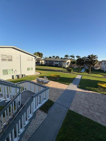 39 Waltham B, West Palm Beach, FL 33417