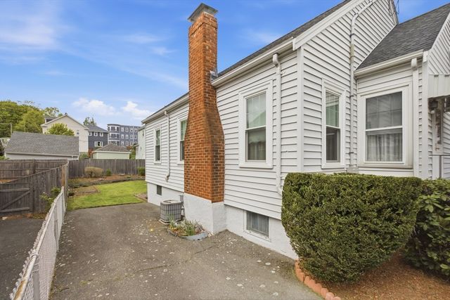 49 Valley Rd, Boston, MA 02124