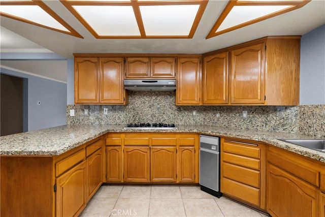 1931 Augusta Court, Oxnard, CA 93036