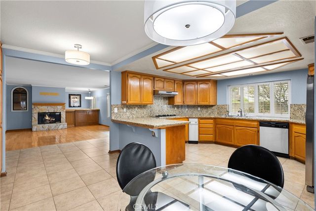 1931 Augusta Court, Oxnard, CA 93036