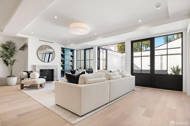 1776 Green Street 201, San Francisco, CA 94123