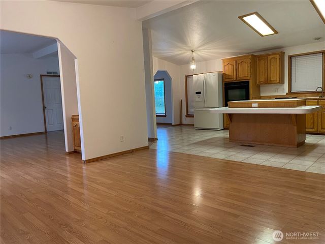 234 SE E st, Forks, WA 98331