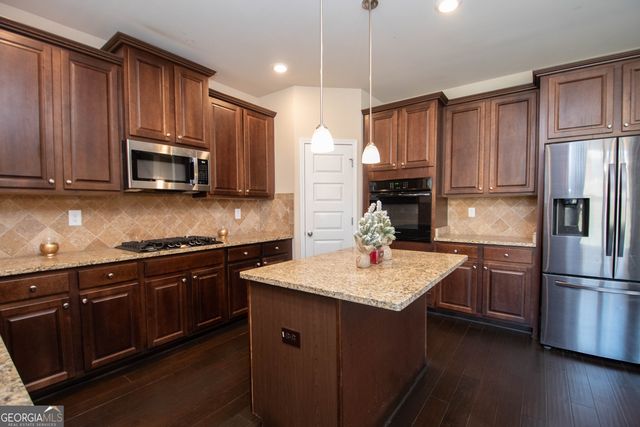 630 Oakville Trail, Hampton, GA 30228