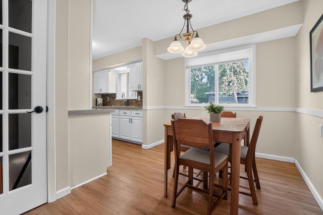 2009 W 83rd Street, Bloomington, MN 55431