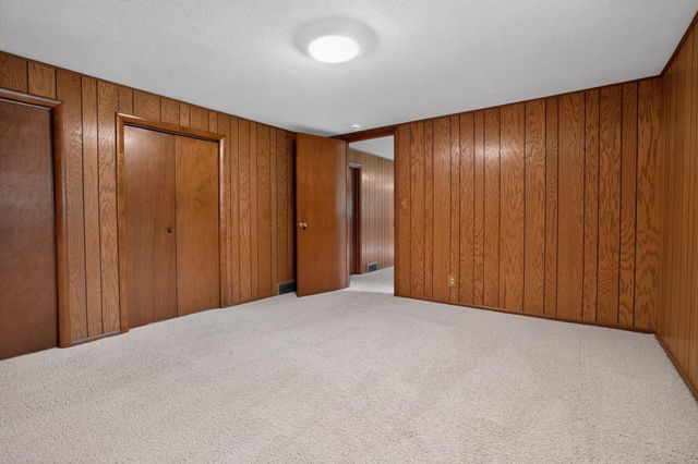 2009 W 83rd Street, Bloomington, MN 55431