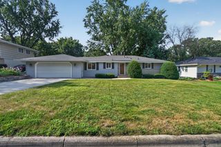 2009 W 83rd Street, Bloomington, MN 55431