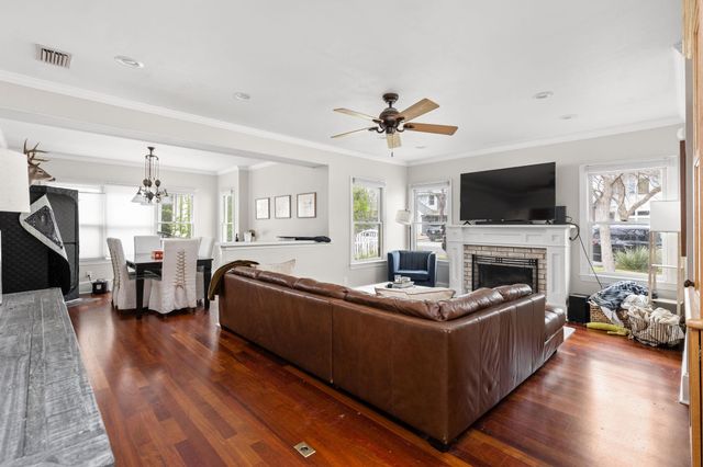 811 E 46th ST, Austin, TX 78751