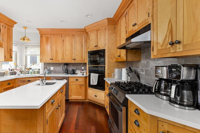 811 E 46th ST, Austin, TX 78751