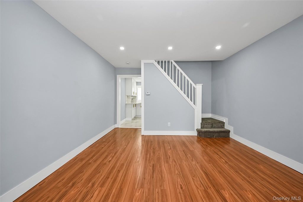 118-33 152nd Street, Jamaica, NY 11434 — photo 3