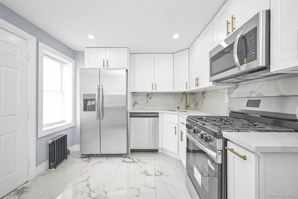 118-33 152nd Street, Jamaica, NY 11434 — photo 4