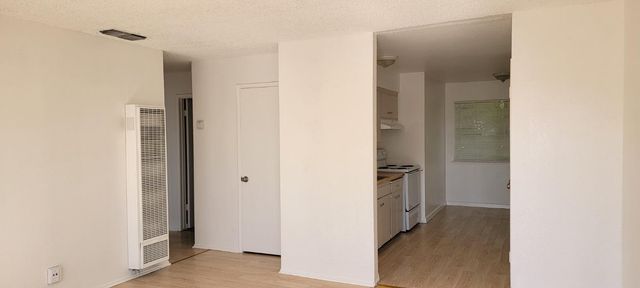 2025 E White Avenue, Fresno, CA 93701
