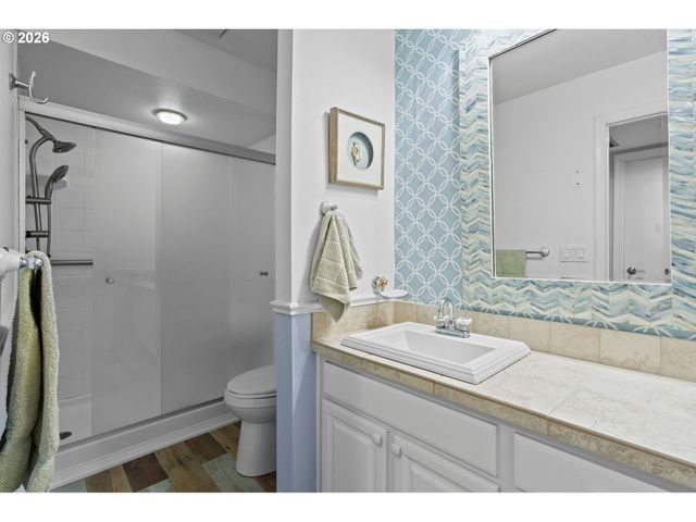 32540 Sw LAKE POINT Ct, Wilsonville, OR 97070