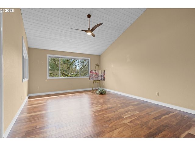 32540 Sw LAKE POINT Ct, Wilsonville, OR 97070