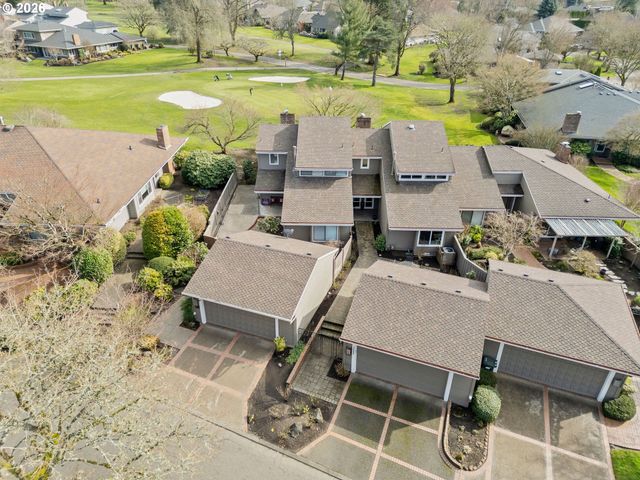 32540 Sw LAKE POINT Ct, Wilsonville, OR 97070