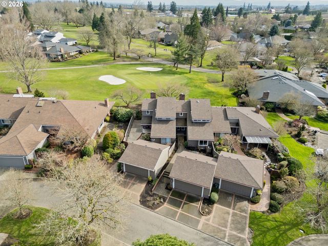 32540 Sw LAKE POINT Ct, Wilsonville, OR 97070