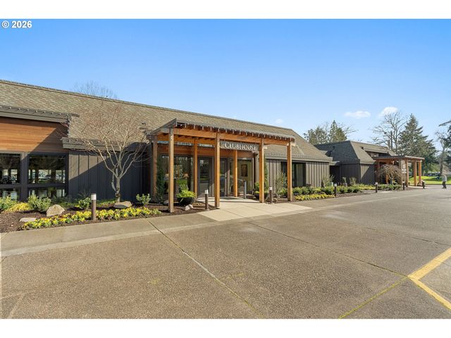 32540 Sw LAKE POINT Ct, Wilsonville, OR 97070