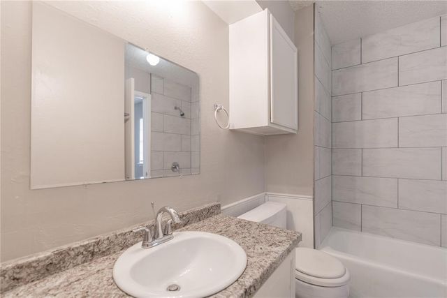 8418 Candlewood Drive, Oklahoma City, OK 73132