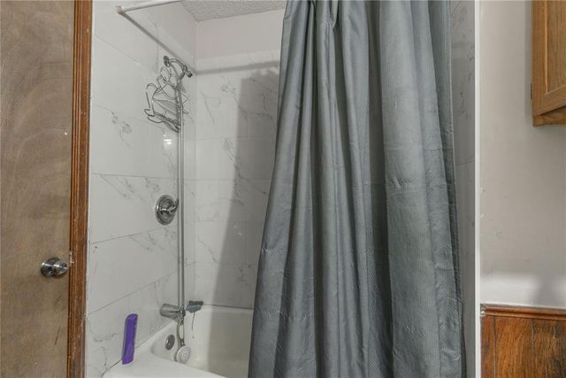 8418 Candlewood Drive, Oklahoma City, OK 73132