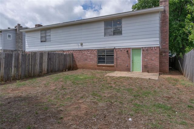 8418 Candlewood Drive, Oklahoma City, OK 73132