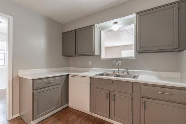 8418 Candlewood Drive, Oklahoma City, OK 73132