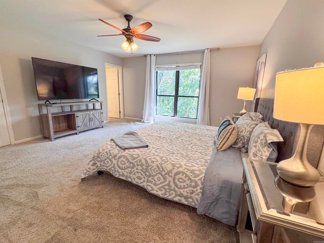 12501 Southridge Drive, Little Rock, AR 72212