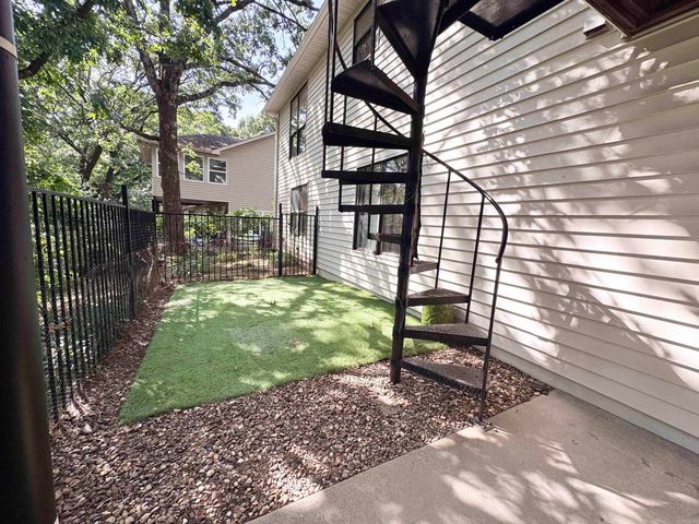 12501 Southridge Drive, Little Rock, AR 72212