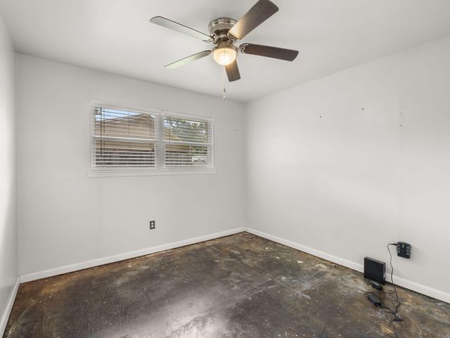 1844 Woodlawn St, Deridder, LA 70634