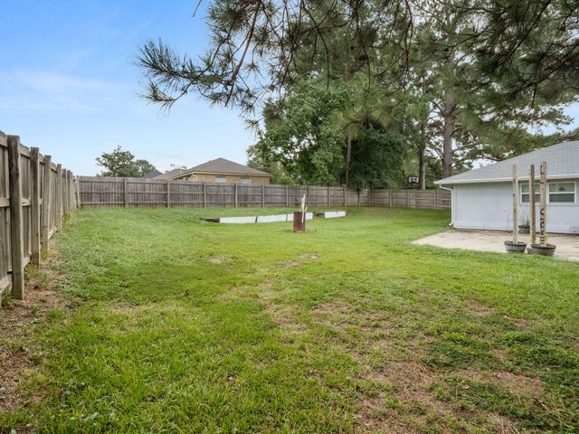 1844 Woodlawn St, Deridder, LA 70634