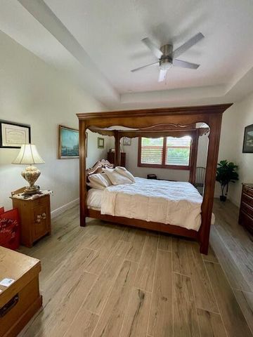 567 SW Hidden River Avenue, Palm City, FL 34990