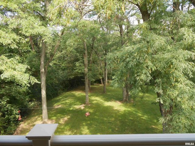 6218 114TH Street, Blue Grass, IA 52726