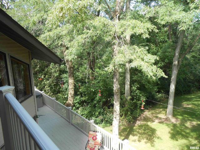 6218 114TH Street, Blue Grass, IA 52726