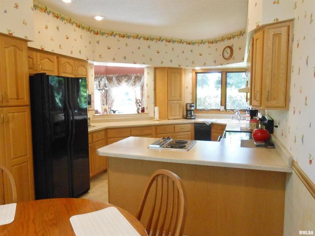 6218 114TH Street, Blue Grass, IA 52726