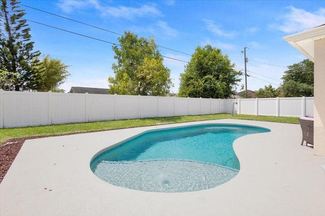 1532 SW Birkey Avenue, Port St. Lucie, FL 34953