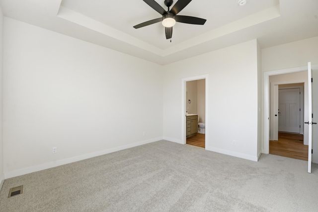 1165 Prairie Village Court, Waukee, IA 50263