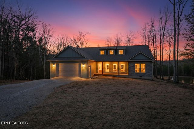 504 Acorn Lane, Jamestown, TN 38556