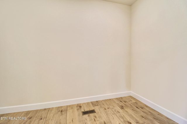 504 Acorn Lane, Jamestown, TN 38556