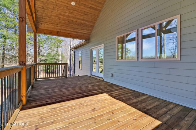 504 Acorn Lane, Jamestown, TN 38556