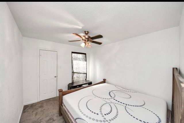 8100 Creekbend Drive 104, Houston, TX 77071