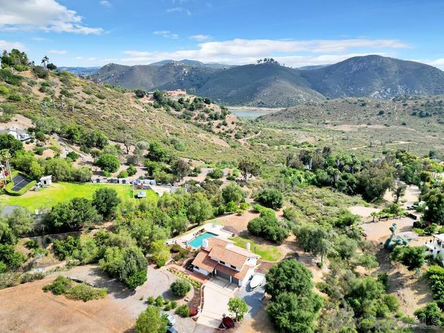 3453 Via Loma Vista, Escondido, CA 92029