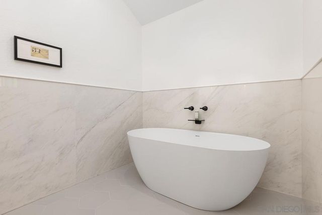 3453 Via Loma Vista, Escondido, CA 92029