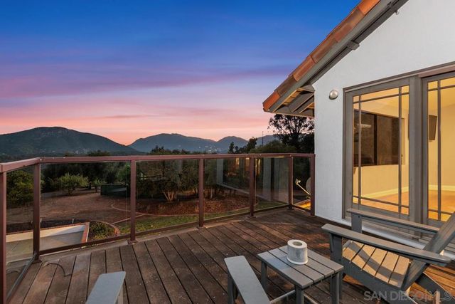 3453 Via Loma Vista, Escondido, CA 92029